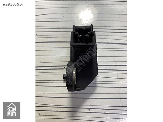 al sat otomotivden peugeout citroen darbe sensörü 9636982680