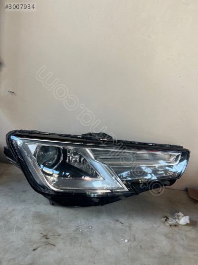 2016 2018 AUDİ A4 ÇIKMA ÖN SAĞ FAR