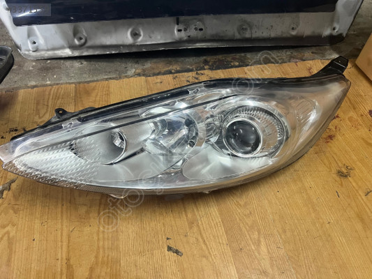 Ford Fiesta mercekli sol ön far