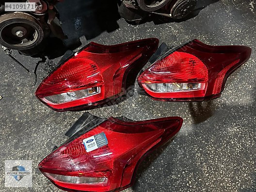 Ford Focus 3 Hatchback Arka Stop Lambası F1EB-13404-SC