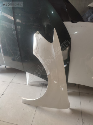 Audi A3 sol çamurluk hecbek orjinal çıkma parça