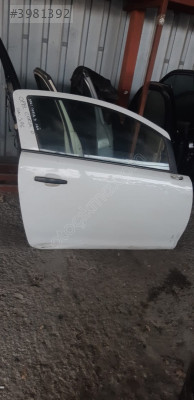 OPEL CORSA SAĞ ÖN KAPI ÇIKMA ORJJINALL