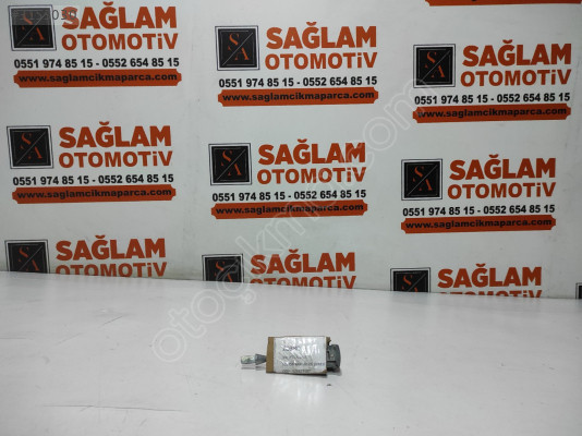 VW JETTA 2015 ÇIKMA SOL ÖN KAPI KİLİDİ ŞİFRESİ OEM; 5C6837167