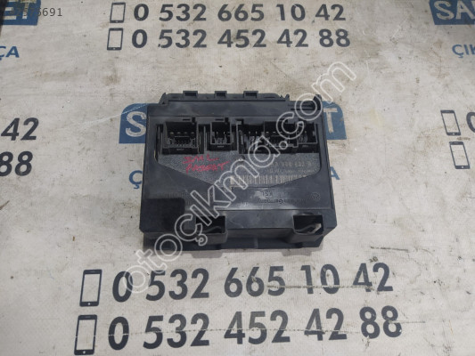 ÇIKMA VW PASSAT B7 KONFOR BEYNİ 3AA959433B