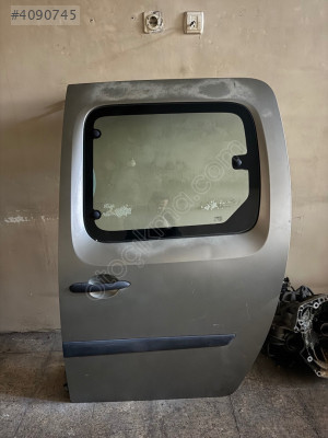 RENAULT KANGOO 3 DOLU SOL SÜRGÜLÜ KAPI