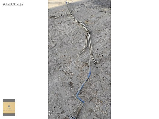 CARAVELLE KALORİFER BORULARI ÖNDEN ARKAYA GIDEN UZUN
