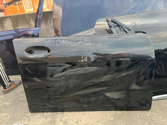 BMW 2 SERİSİ SAĞ ÖN KAPI ORJİNAL ÇIKMA PARÇA
