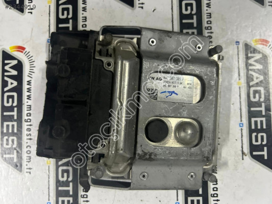 VOLKSWAGEN 1.0 04C907309P ME17.5.24 GOLF VII ECU MOTOR