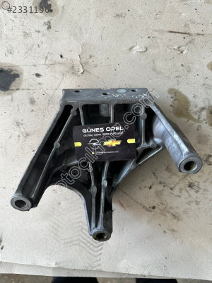OPEL ASTRA J 1.4 TURBO MOTOR KULAĞI ORJİNAL GM 13248477