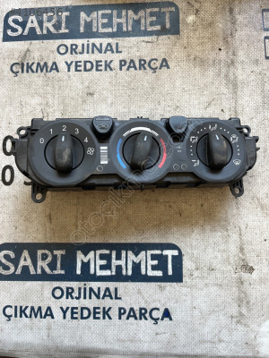 ÇIKMA FORD TRANSİT GK2T-18549-CE GK2T18549CE KLİMA KONTROL PANELİ