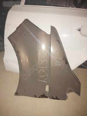 VOLKSWAGEN TRANSPORTER T7 SOL ÖN ÇAMURLUK