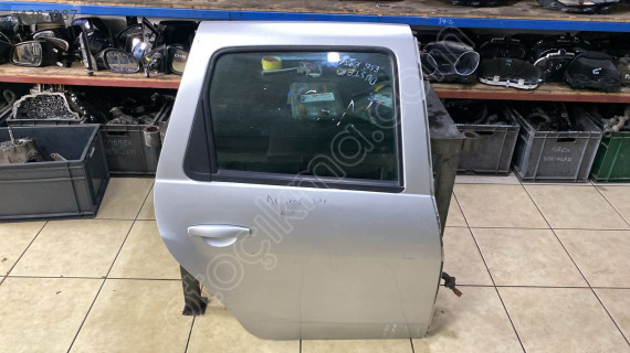 DACİA DUSTER SAĞ ARKA KAPI
