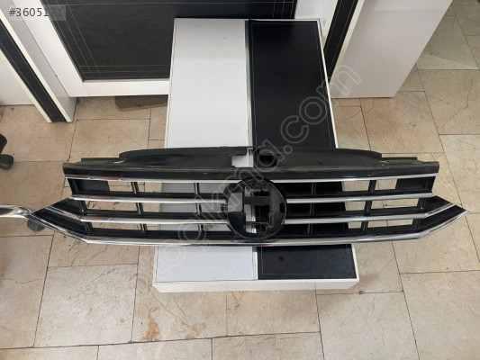 VW Passat B8 Modeli İçin Ön Panjur - Oto Çıkma Parçalar