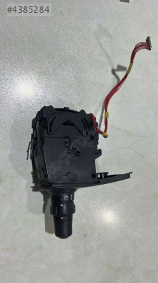 881020001 2010 RENAULT KANGOO 3 1.5 DİZEL ÖNDEN MARŞLI SİNYAL KOL