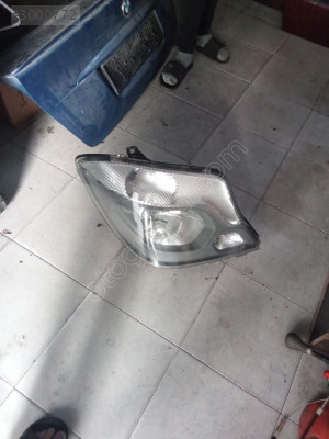 MERCEDES SPRİNTER W906 SAĞ ÖN FAR