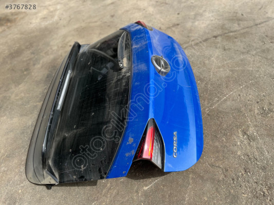 Opel Corsa F Sökme Hatasız Bagaj Kapağı