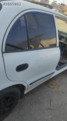 HYUNDAİ ACCENT SAĞ ARKA KAPI ÇIKMA