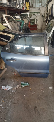 FİAT  BRAVA SAĞ ARKA KAPI