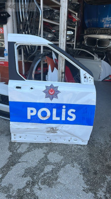 Yeni ford cruier sağ ön kapı