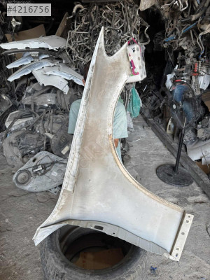 Mercedes c200 c180 w205 sol çamurluk