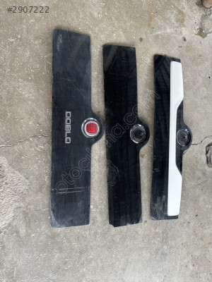 Fiat doblo bagaj arması plastiği