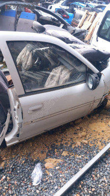 OPEL VECTRA B SAĞ ÖN KAPI BOŞ.OTO ERKAN ÜNYE