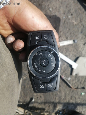 FORD TRANSİT FAR AÇMA PANELİ KONUK OTO