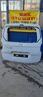 ford courier çıkma bagaj kapağı az hasarlı