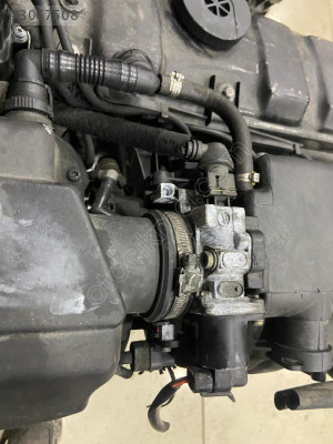 PEUGEOT  206    1.4   BENZİNLİ   ÇIKA   GAZ  KELEBEĞİ