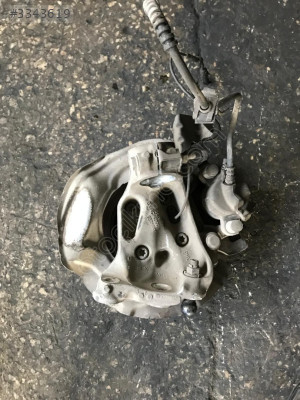 BMW F30 SAĞ ÖN TAŞIYICI