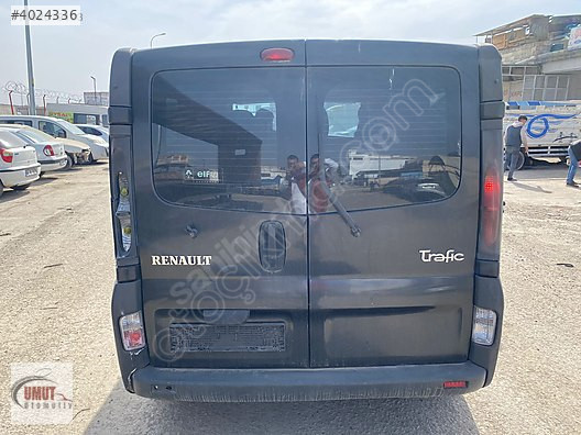 RENAULT TRAFIK SAG SOL BAGAJ KAPAGI
