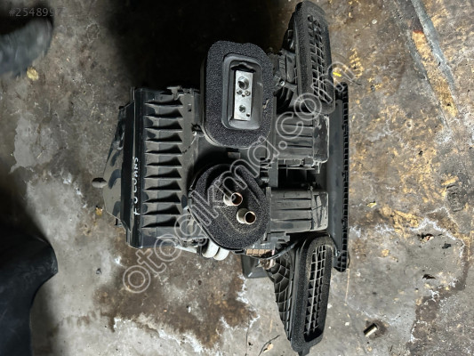 RENAULT FLUENCE  ORJİNAL KALORİFER KUTUSU-KAZANI ÜÇEL OTO