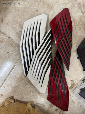 Peugeot 3008 tampon yan ızgarası sağ sol 9836826877