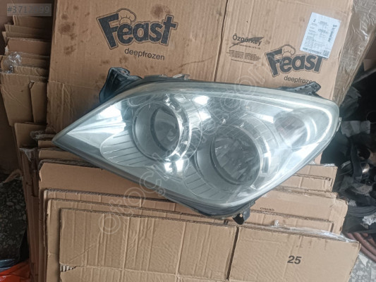 Opel Astra H Beyaz Sol Ön Far - Çıkma Parça