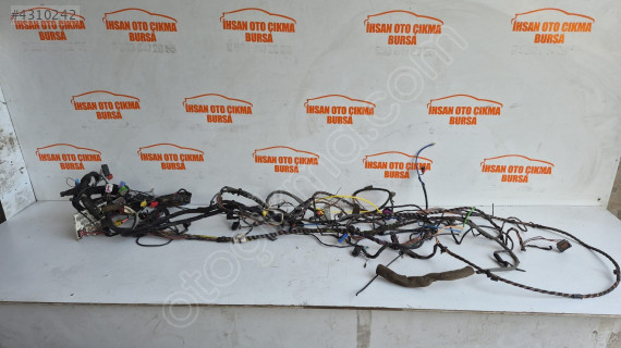 98 polo araç içi elektrik tesisatı sigorta kutusu