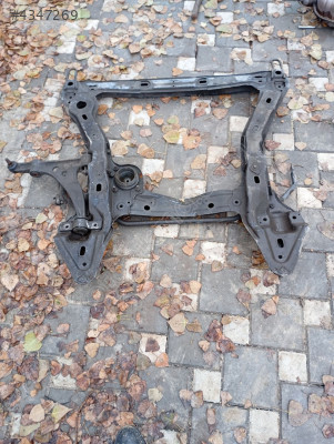 Alfa Romeo 166 travers