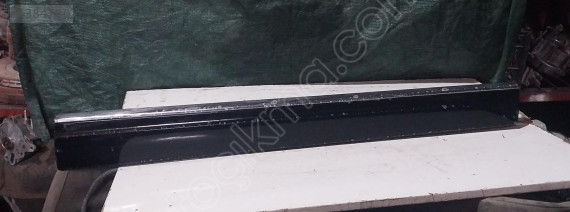 8R0853960L 10-18 orj hatasiz audi Q5 sağ ön kapı bandı