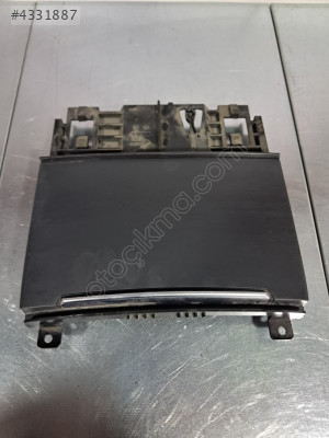 AUDİ A6 ORTA KONSOL KÜLLÜK ÇEKMECE