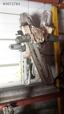 OPEL VECTRA C SAG ARKA CAM KRİKOSU.OTO ERKAN ÜNYE