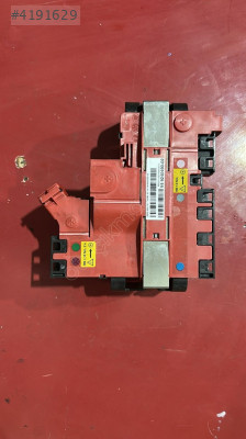 V49240490-02 BMW F10 F11 POZİTİF (ARTI KUTUP) KONTROL