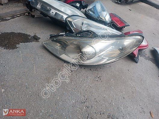 Peugeot 407 sol ön far çıkma