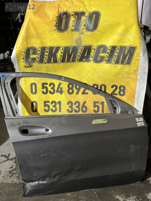 MERCEDES W176 A SERİSİ SAĞ ÖN KAPI