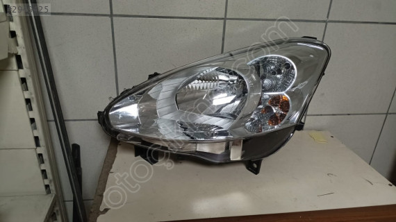 PEUGEOT PARTNER ÖN SOL FAR LAMBASI MOTORLU