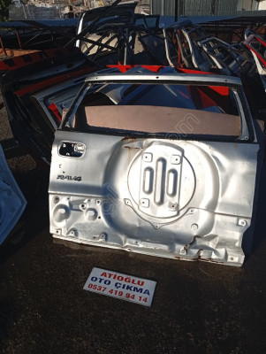 Toyota rav4 bagaj kapağı 2001-2006