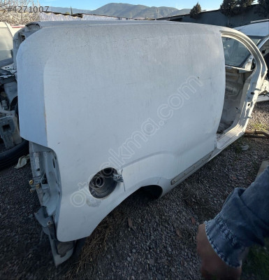 FİAT FİORİNO SAĞ ARKA ÇAMURLUK