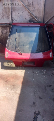 Çıkma mazda 626 bagaj kapağı