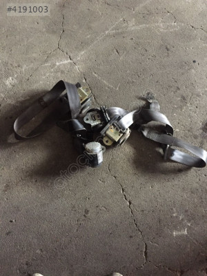 2005 VW POLO 1.4 DİZEL EMNİYET KEMERİ