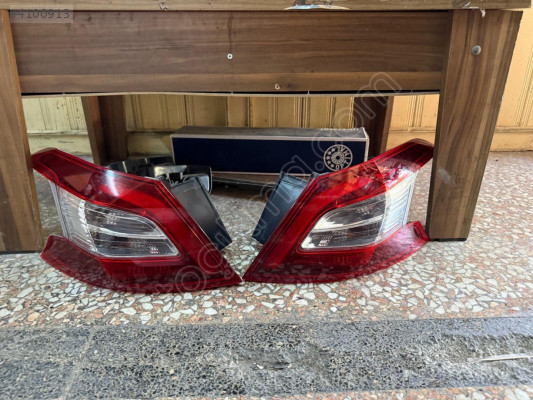 PEUGEOT 308 STOP LAMBASI SAĞ SOL ORJINAL ÇIKMA 2015 MODEL