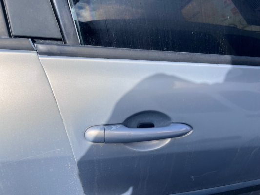 Renault Megane 2 sag ön kapı kolu