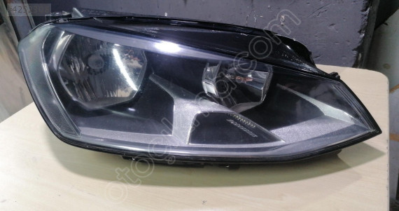 Volkswagen Golf 7 sağÖn Far  Orjinal Oto Çıkma
